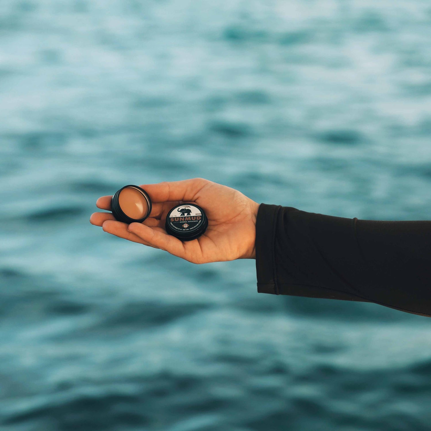 Tinted Mineral Sunscreen - Terra Travel Tin